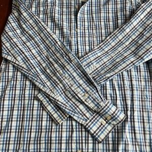 Non Iron Men’s  L Banana Republic Button Down Shirt